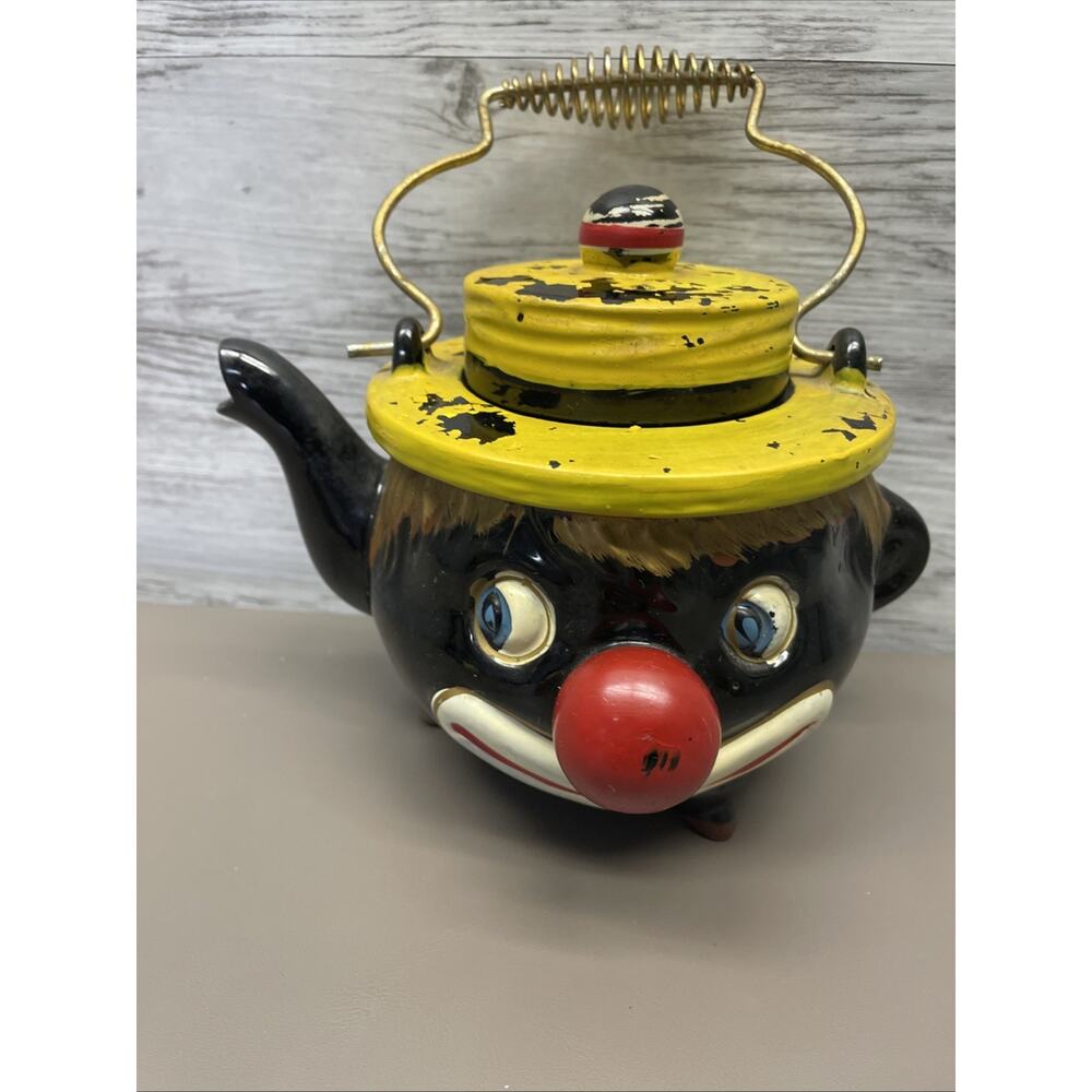 Vintage Thames Redware Clown Face Teapot Peeling Paint On Hat‎